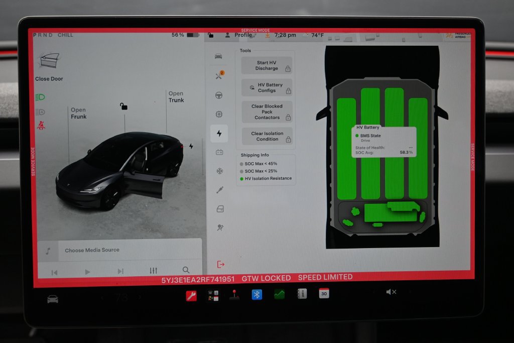Used 2024 Tesla Model 3 Standard Range RWD image 10
