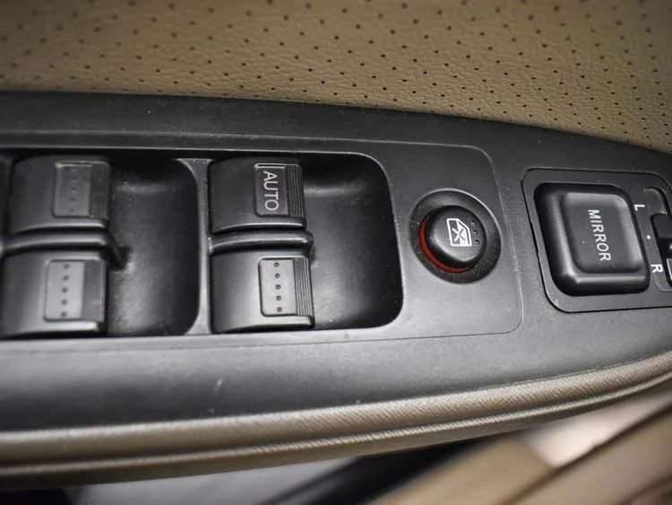 Used 2006 Honda CR-V EX image 22