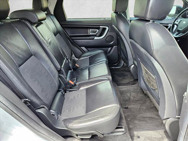 Used 2019 Land Rover Discovery Sport SE AWD/4WD image 19