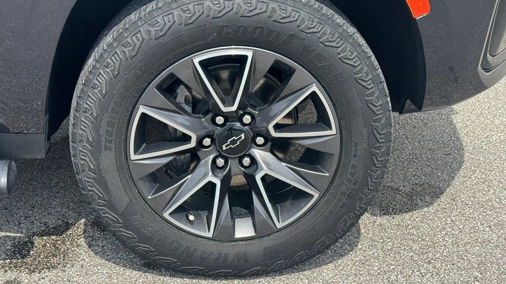 Used 2023 Chevrolet Tahoe Z71 AWD/4WD image 8