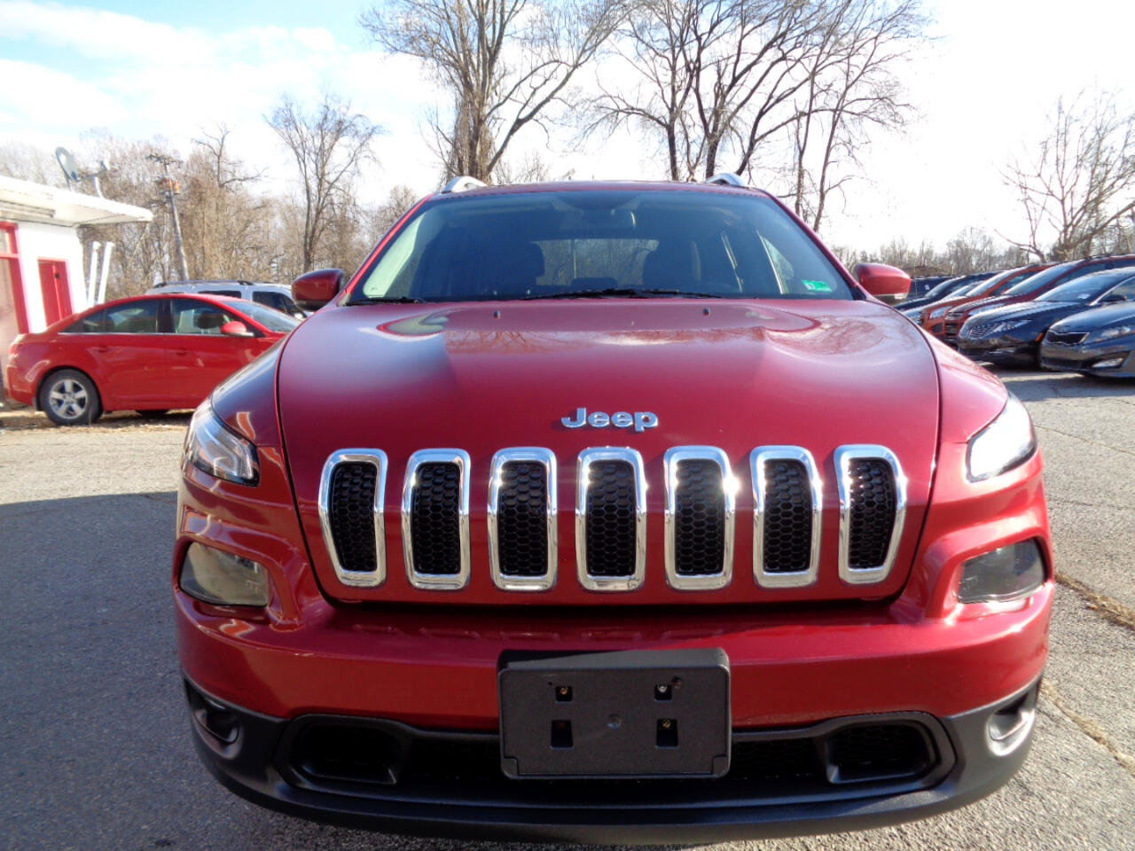 Used 2017 Jeep Cherokee Latitude w/ Safety/Convenience Group image 2