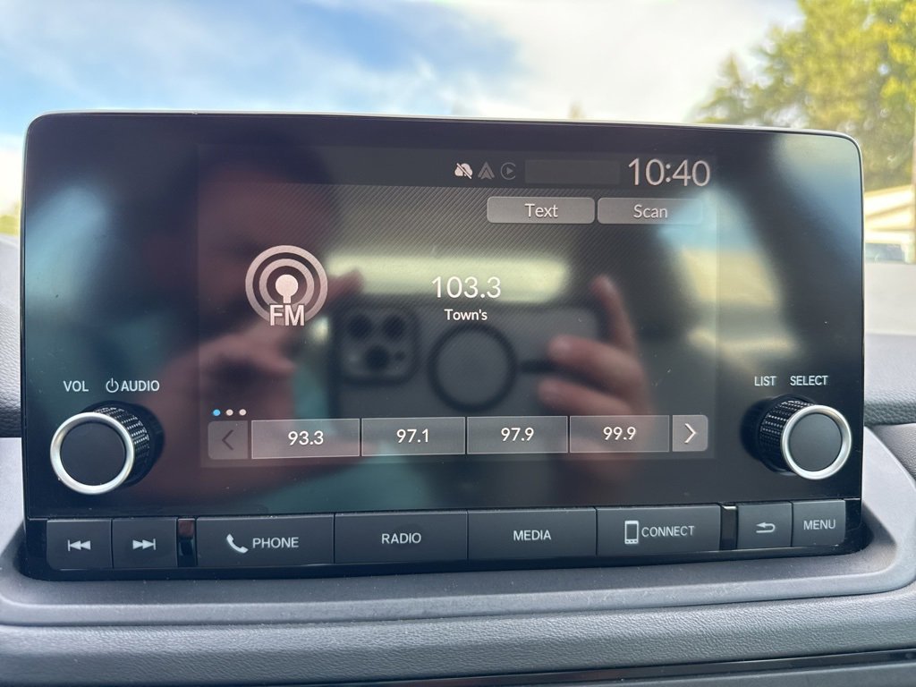 Used 2023 Honda Accord EX image 12