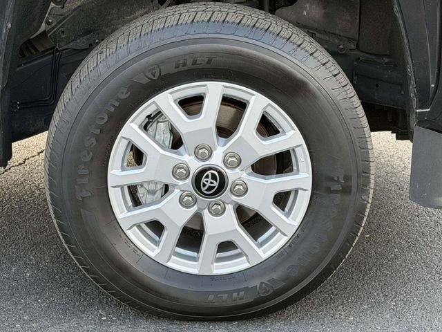 Used 2024 Toyota Tacoma SR5 image 5