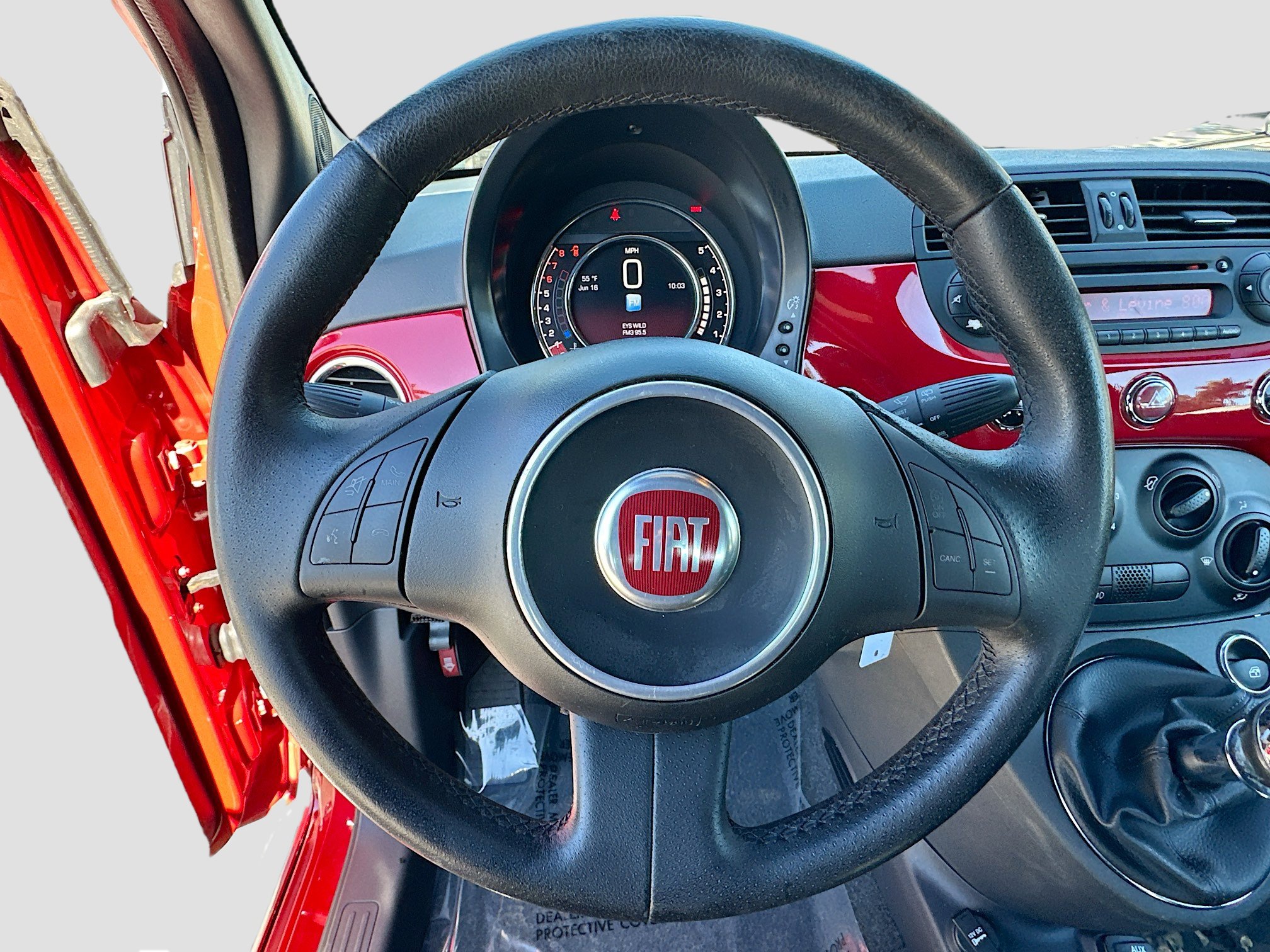 Used 2015 FIAT 500 Sport image 11