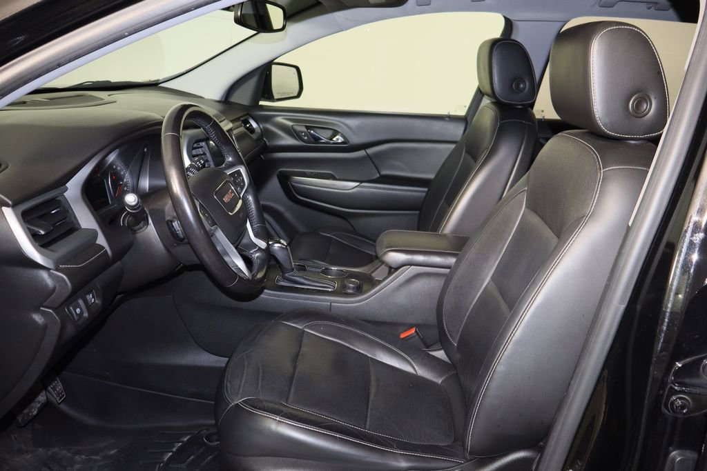 Used 2018 GMC Acadia SLT image 16