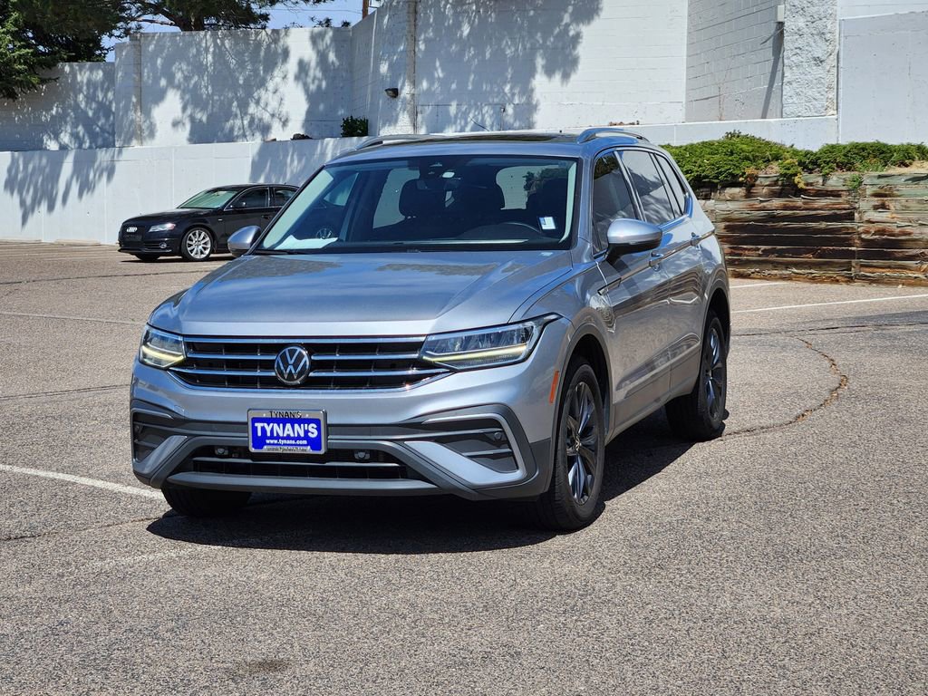 Used 2022 Volkswagen Tiguan SE AWD/4WD image 3