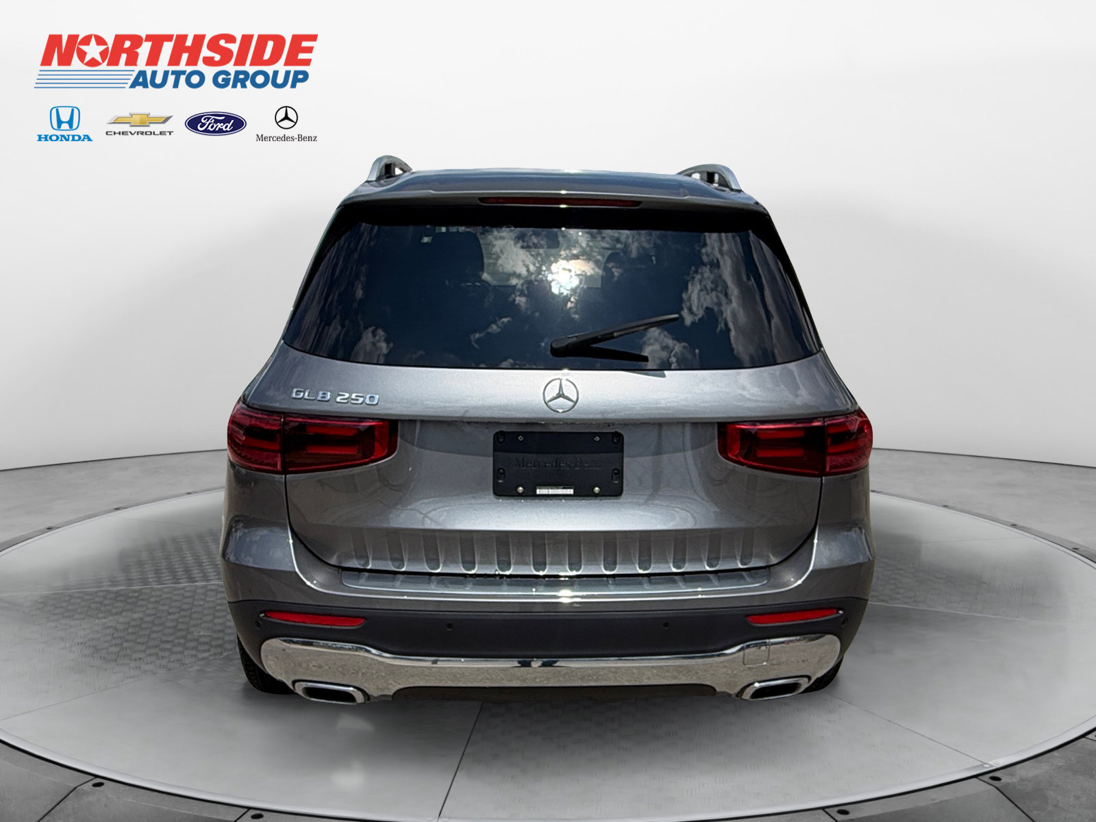 Used 2026 Mercedes-Benz GLB 250 image 6