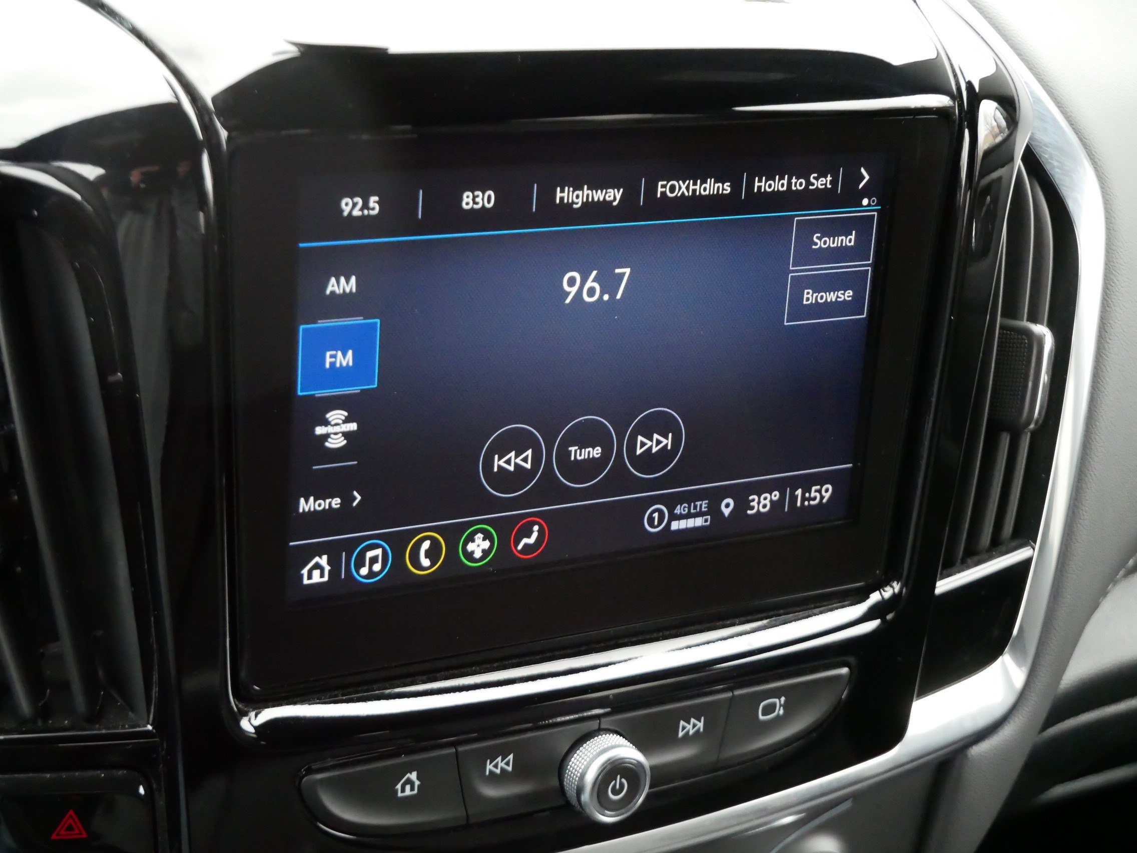 Used 2023 Chevrolet Traverse LT image 22