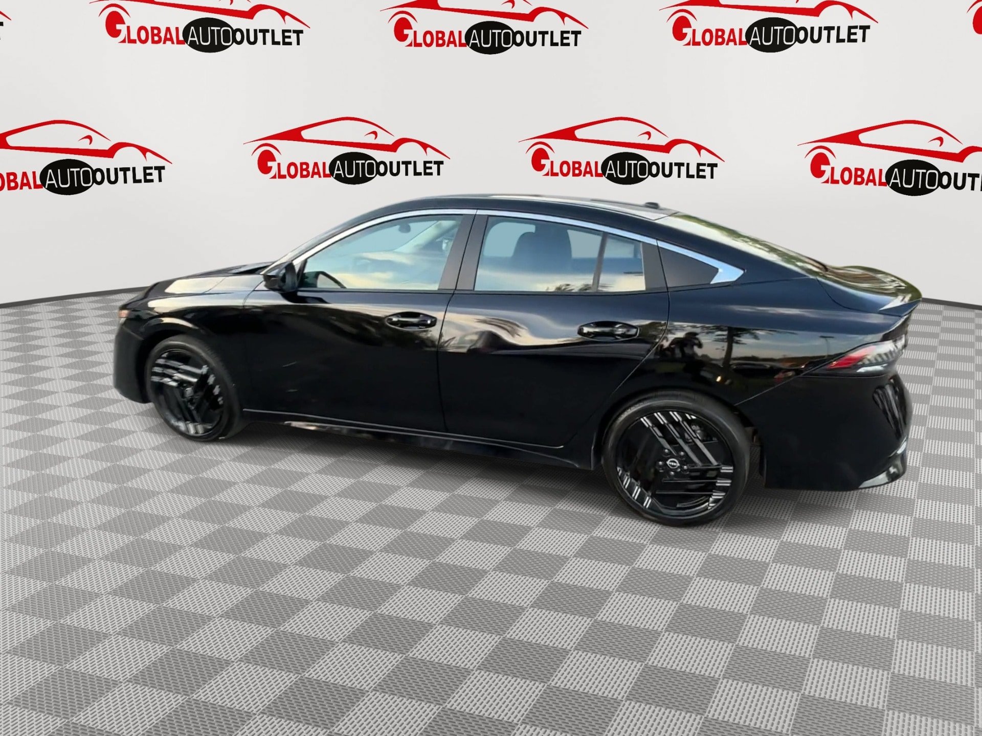 Used 2026 Nissan Sentra SR w/ Floor Mat Package FWD image 6