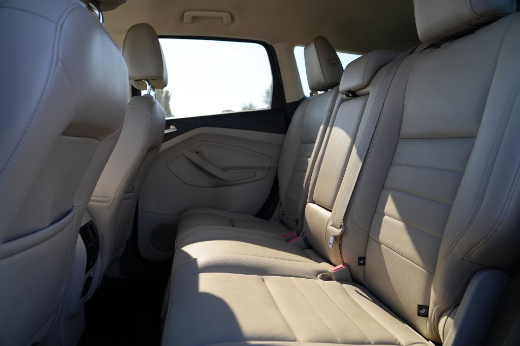 Used 2014 Ford Escape Titanium AWD/4WD image 16