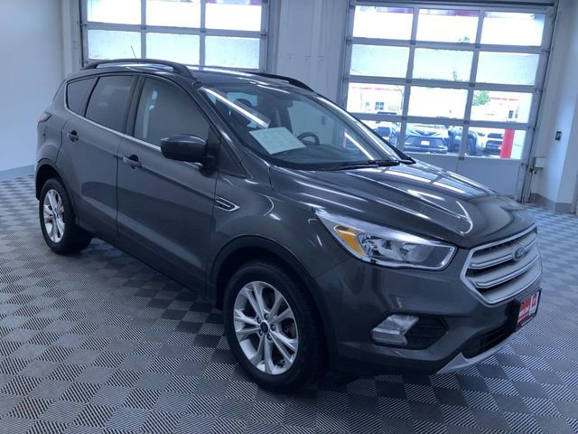 Used 2018 Ford Escape SE w/ SE Sync 3 Package FWD image 37