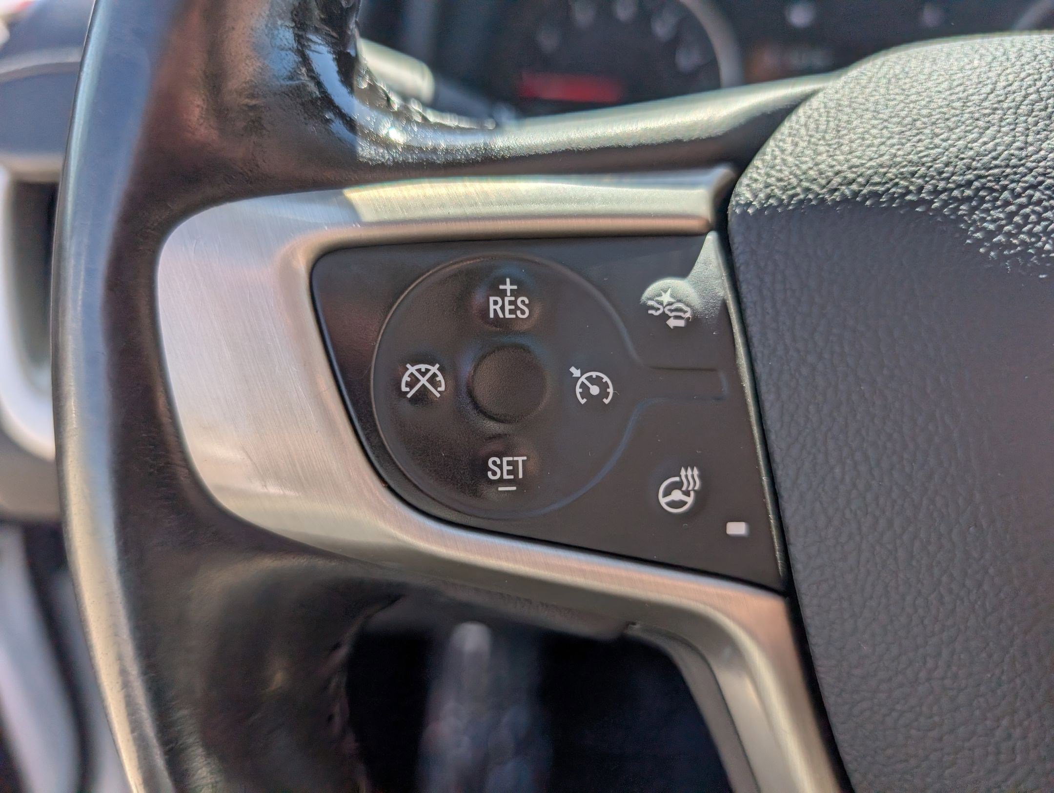 Used 2018 GMC Terrain Denali w/ Comfort Package image 17