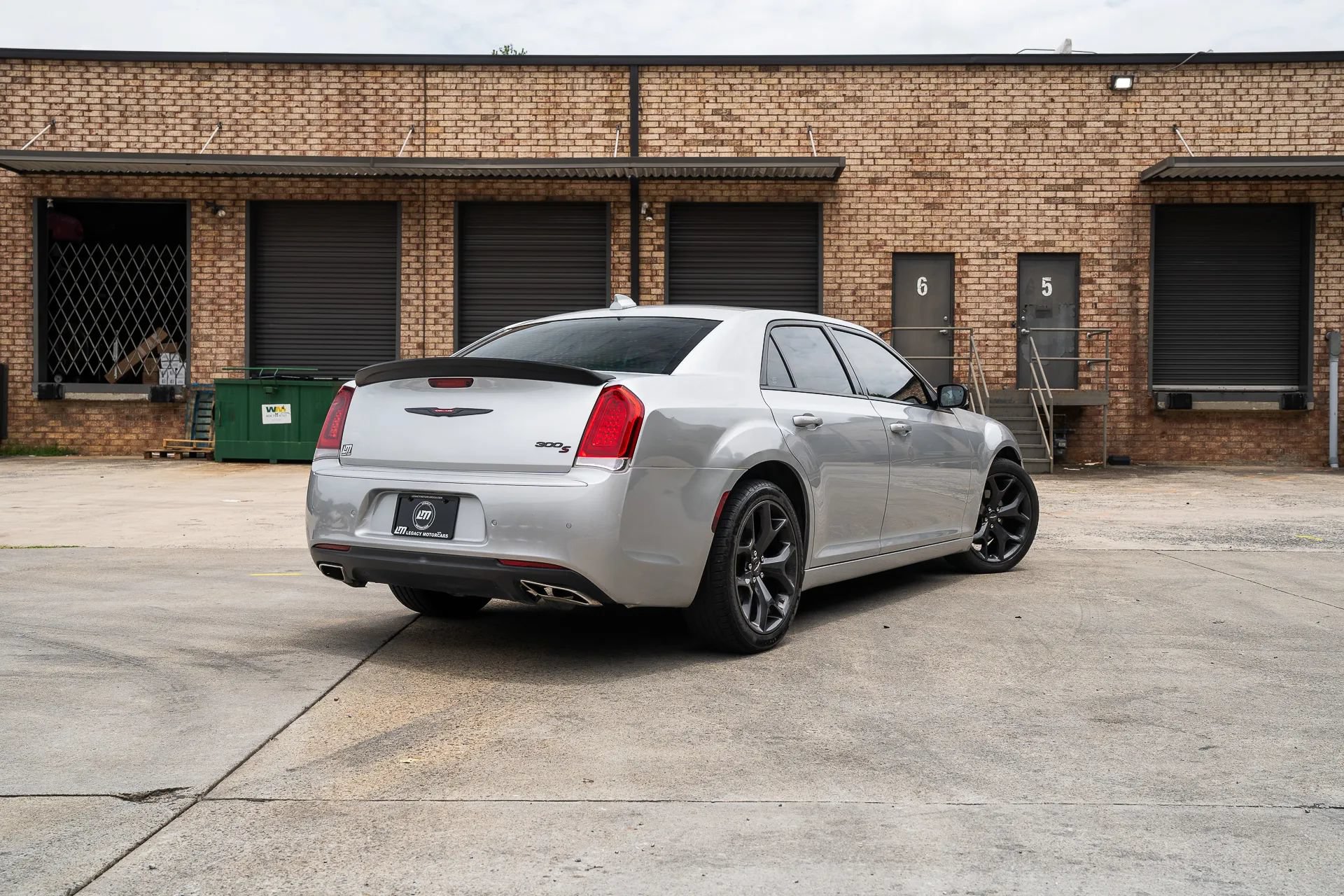 Used 2023 Chrysler 300 S RWD image 2