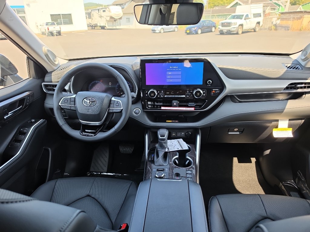 New 2026 Toyota Highlander Limited AWD/4WD image 22