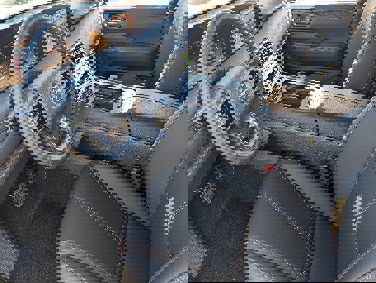 New 2026 Nissan Armada SL image 12