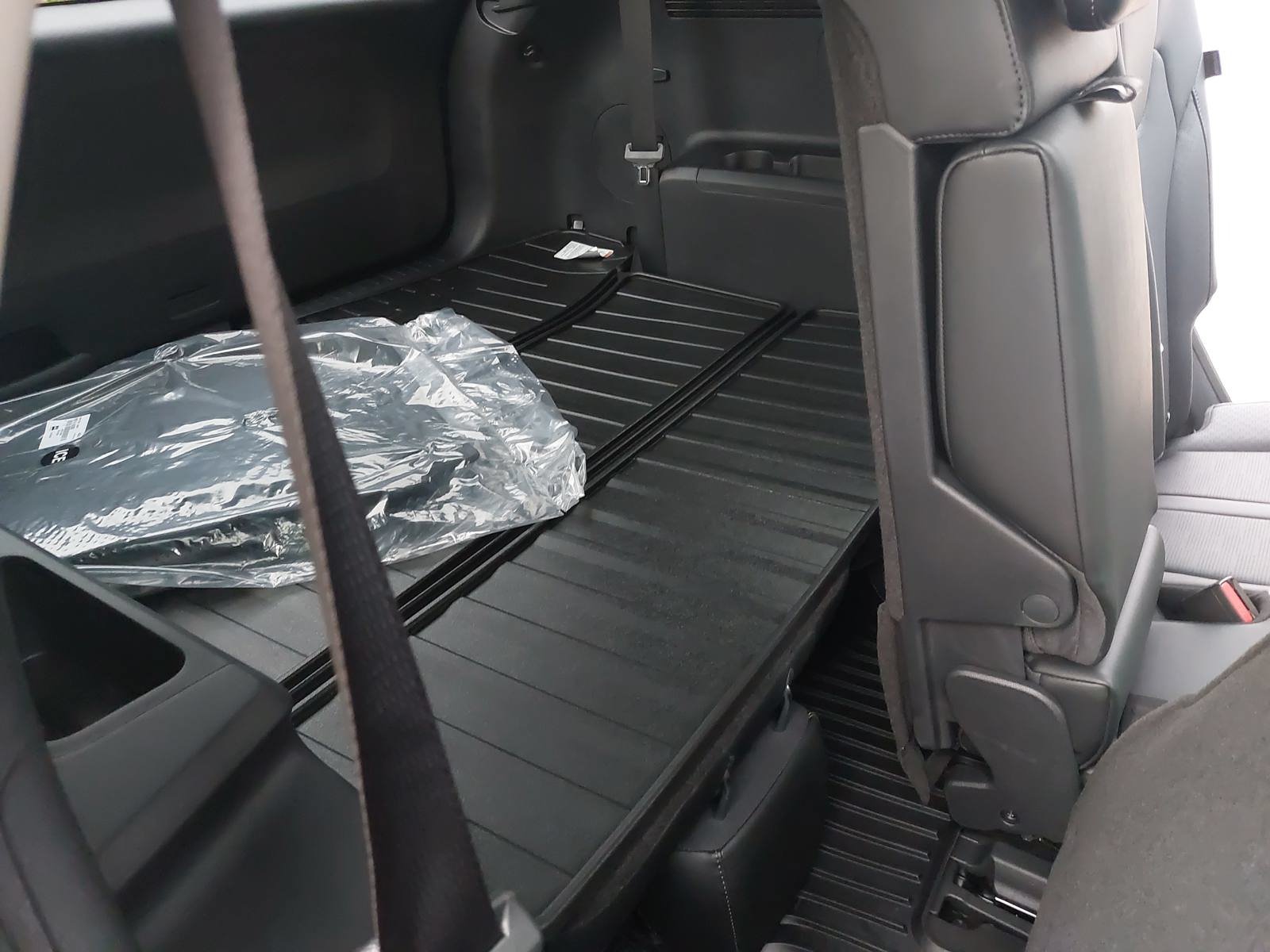 New 2026 Kia Sorento S w/ S Panoramic Sunroof Package FWD image 12