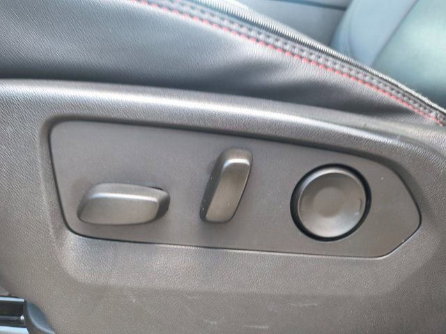 Used 2022 Chevrolet Tahoe RST w/ Luxury Package image 22