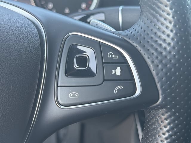 Used 2017 Mercedes-Benz E 300 4MATIC image 27