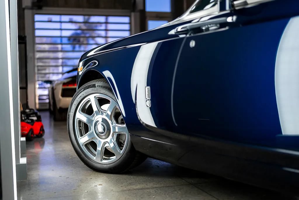 Used 2010 Rolls-Royce Phantom Drophead Coupe RWD image 51