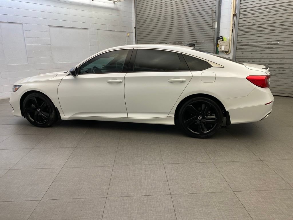 Used 2022 Honda Accord Sport image 5