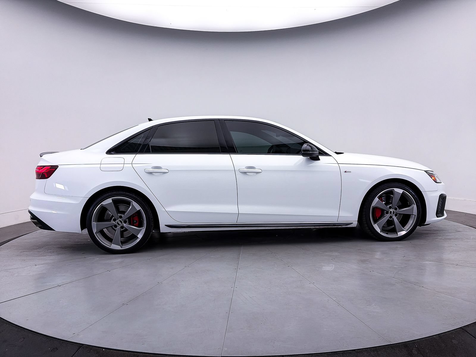 Used 2023 Audi A4 2.0T Premium Plus w/ Premium Plus Package AWD/4WD image 41
