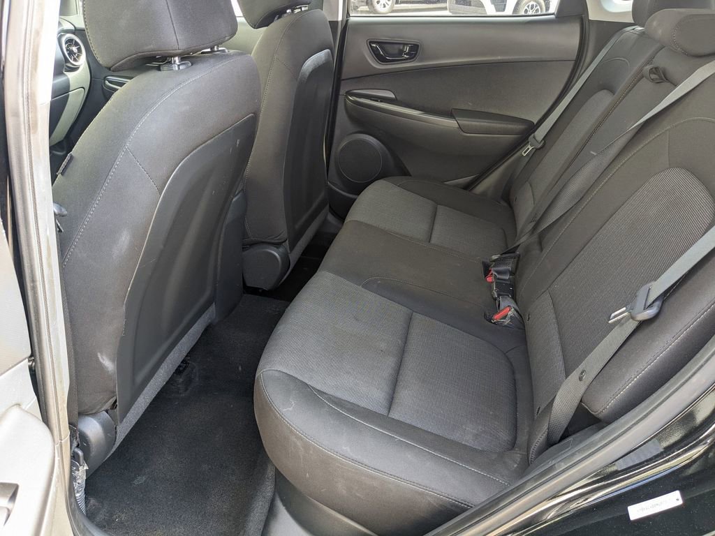 Used 2022 Hyundai Kona SEL image 24