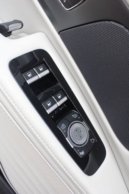 New 2026 Lincoln Nautilus Premier AWD/4WD image 7