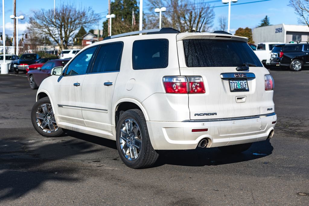 Used 2011 GMC Acadia Denali image 5