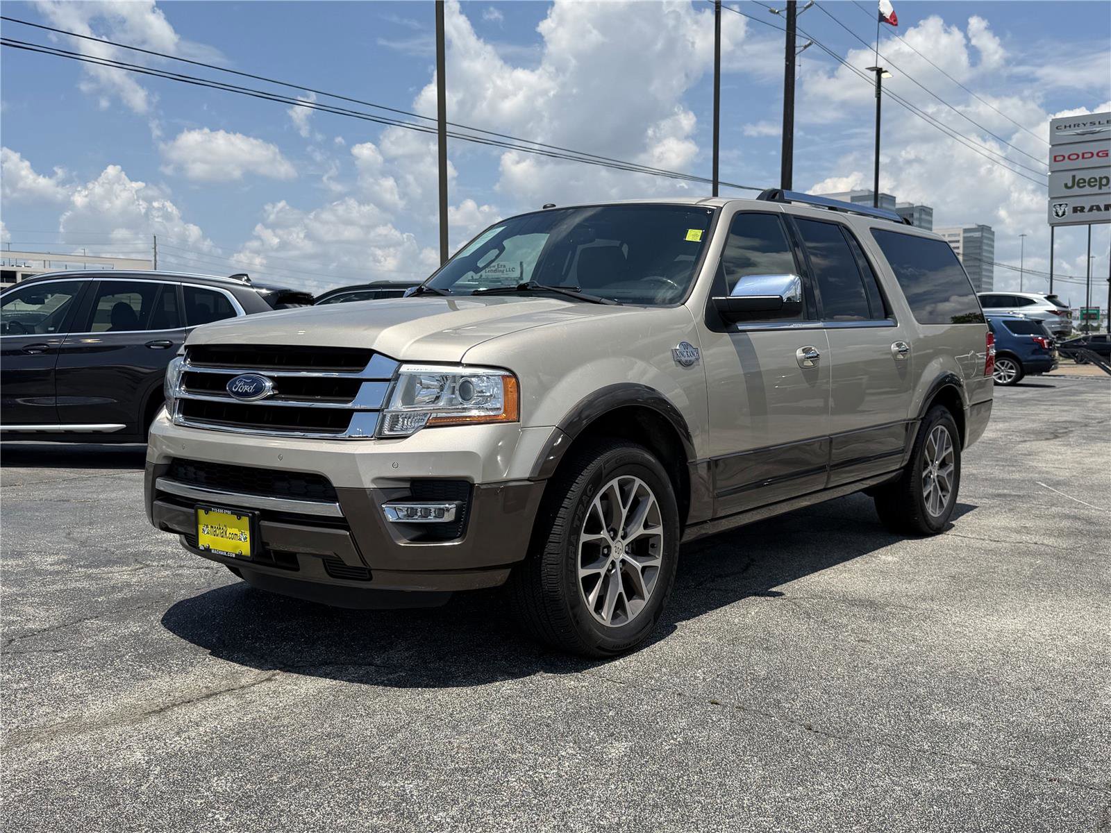 Used 2017 Ford Expedition EL King Ranch RWD image 4
