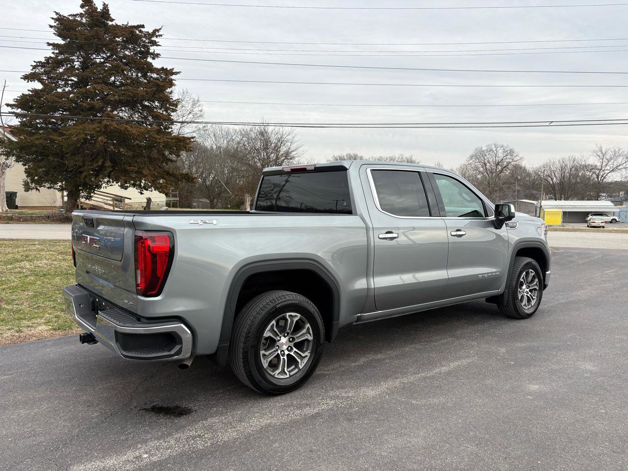 Used 2025 GMC Sierra 1500 SLT image 29