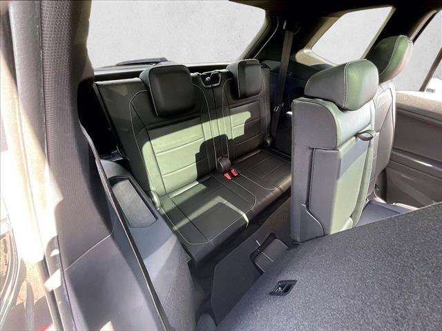 Used 2021 Volkswagen Tiguan SE R-Line FWD image 30