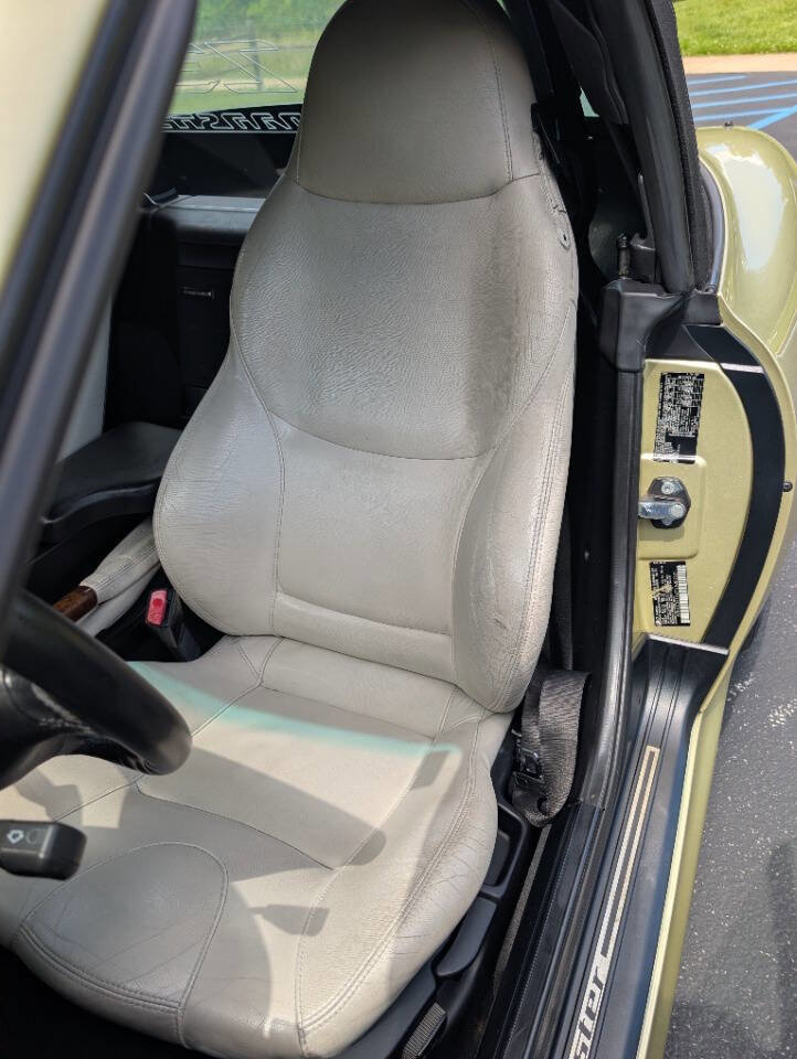 Used 2001 BMW Z3 2.5i RWD image 24
