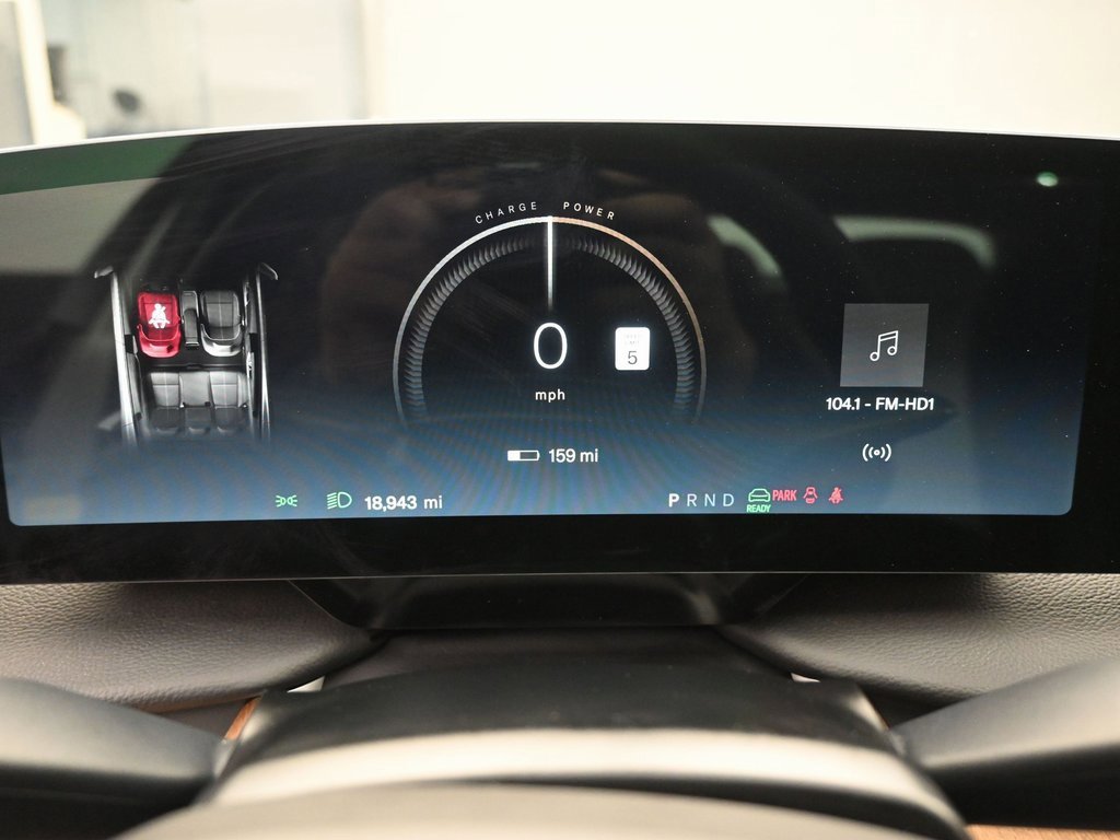 Used 2024 Lucid Air Touring image 15