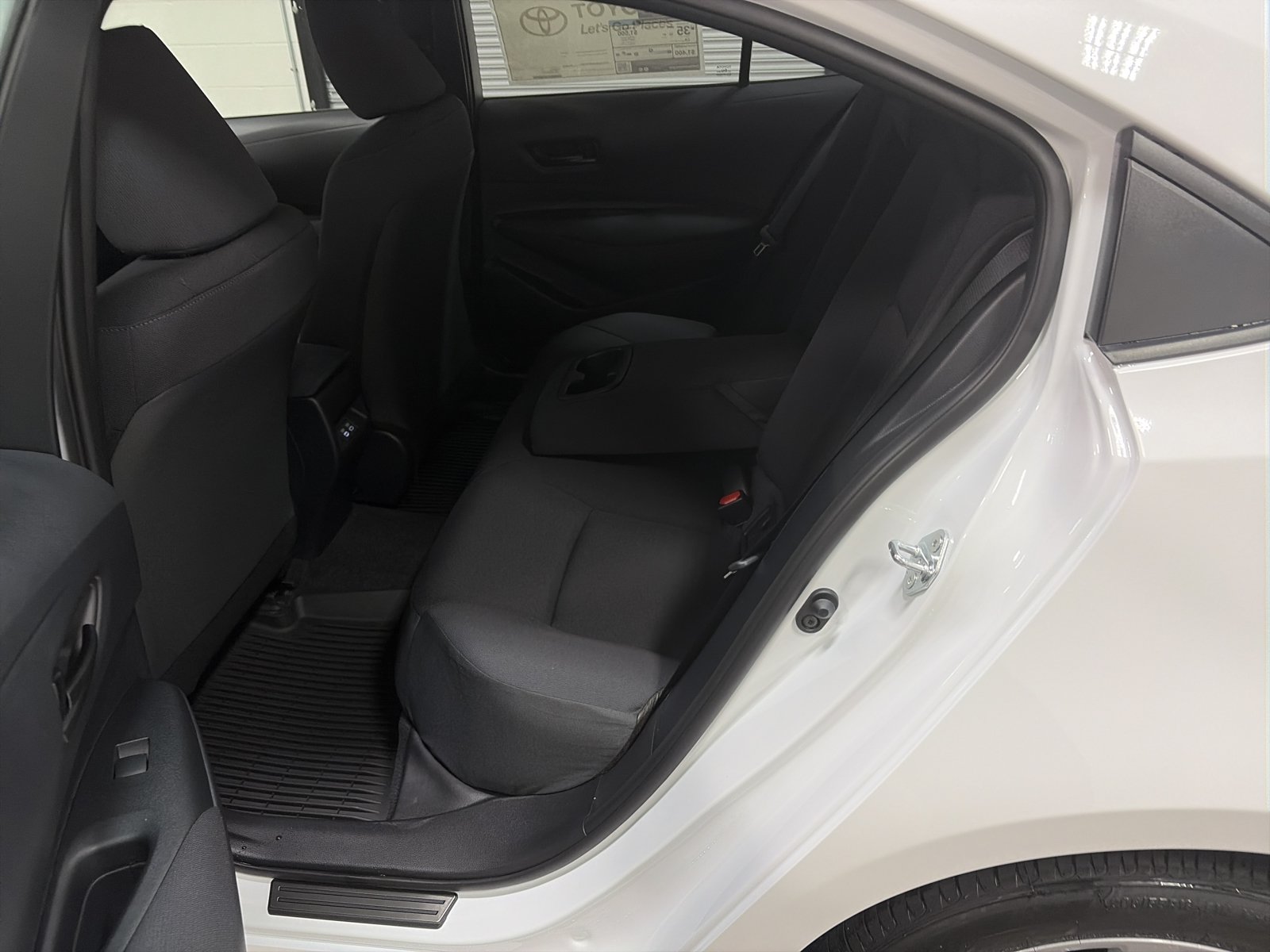 New 2026 Toyota Corolla LE w/ LE Premium Package FWD image 24