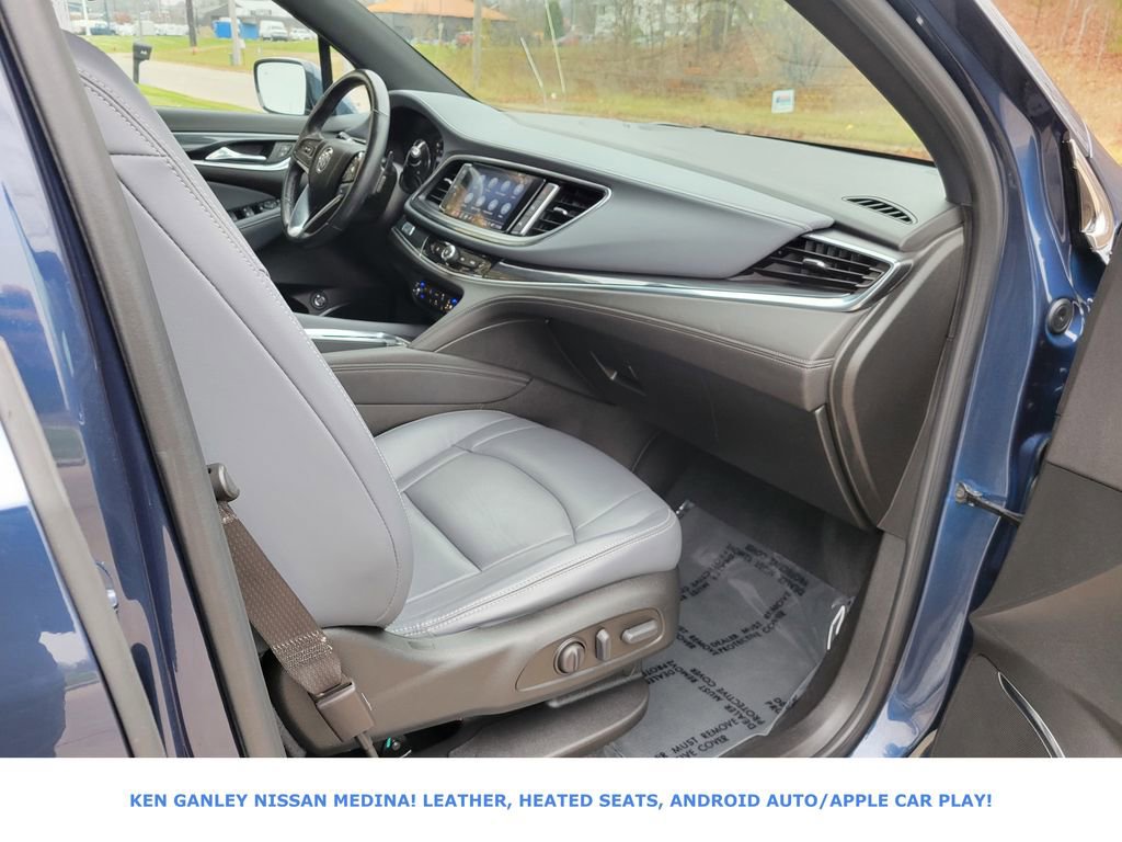 Used 2023 Buick Enclave Essence image 56