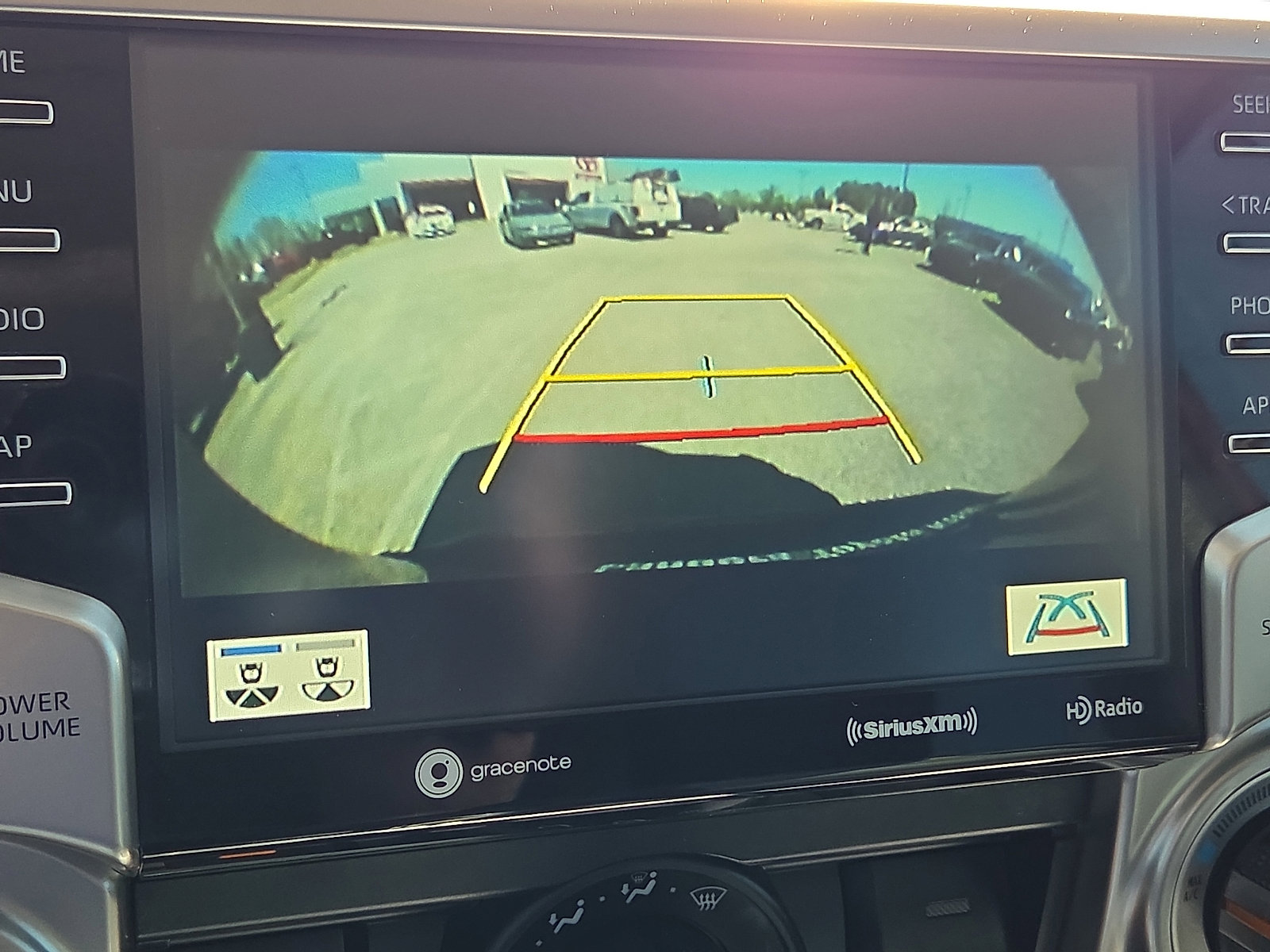 Used 2022 Toyota 4Runner SR5 Premium w/ Moonroof Package AWD/4WD image 19