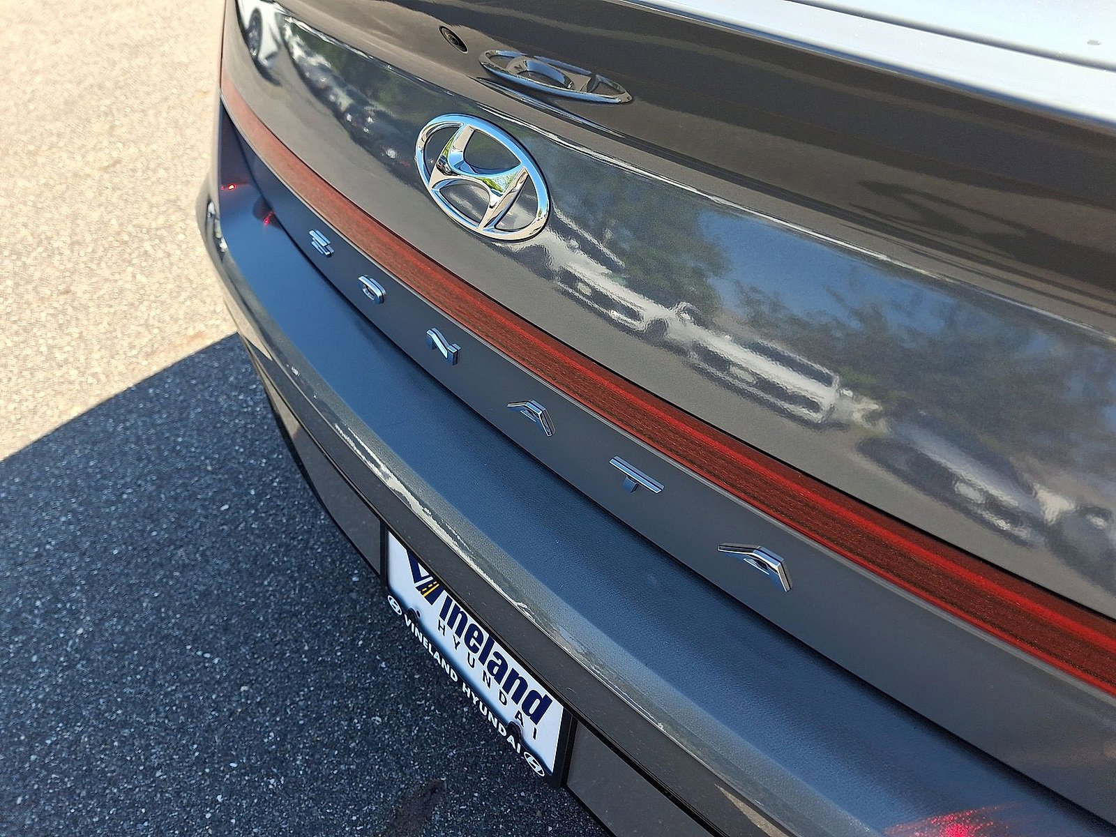 Certified 2022 Hyundai Sonata SEL w/ Convenience Package image 30