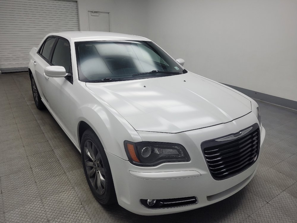 Used 2014 Chrysler 300 S AWD/4WD image 13