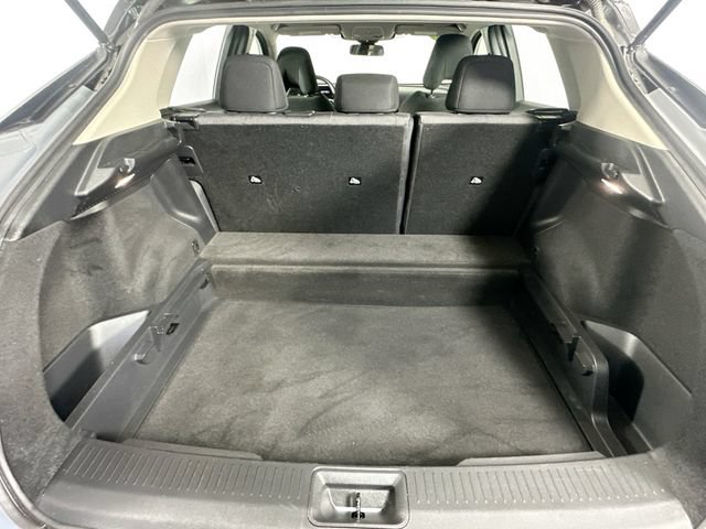 Used 2023 Nissan Ariya FWD image 30