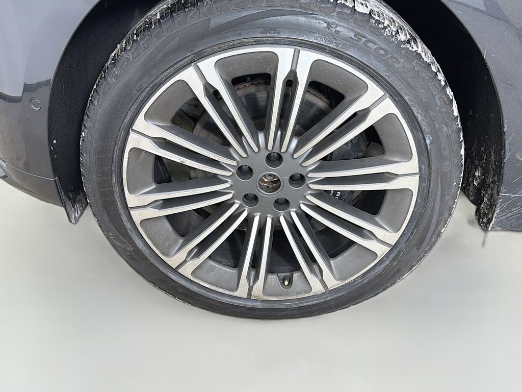 Used 2023 Land Rover Range Rover Sport SE Dynamic image 19