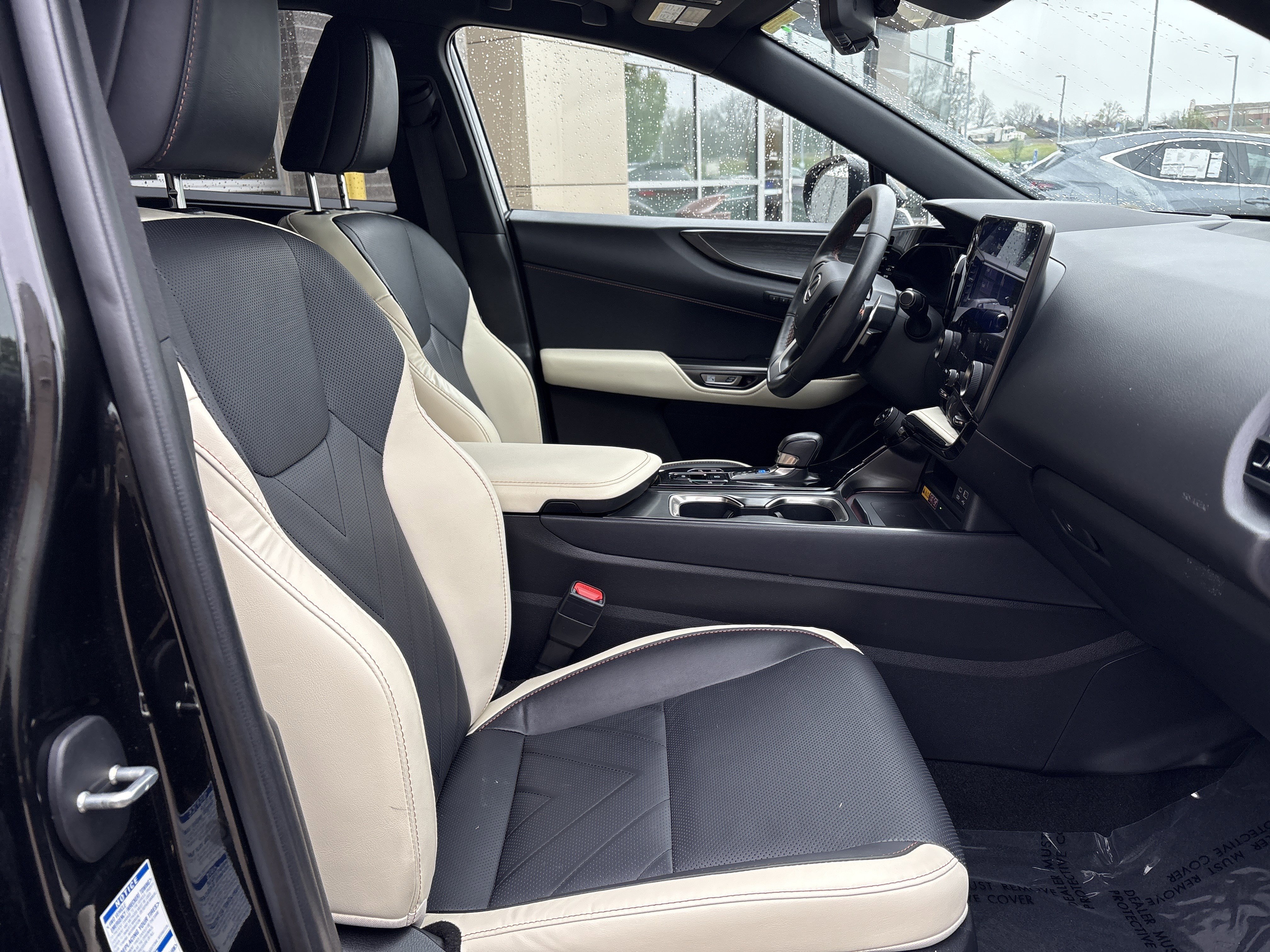 Used 2023 Lexus NX 350h AWD w/ Vision Package image 33