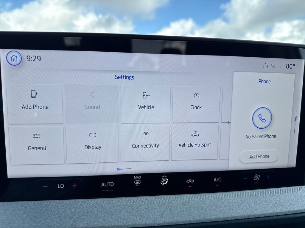 New 2026 Ford Maverick XLT image 25