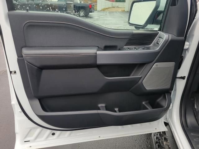 New 2025 Ford F150 Lightning Lariat image 21