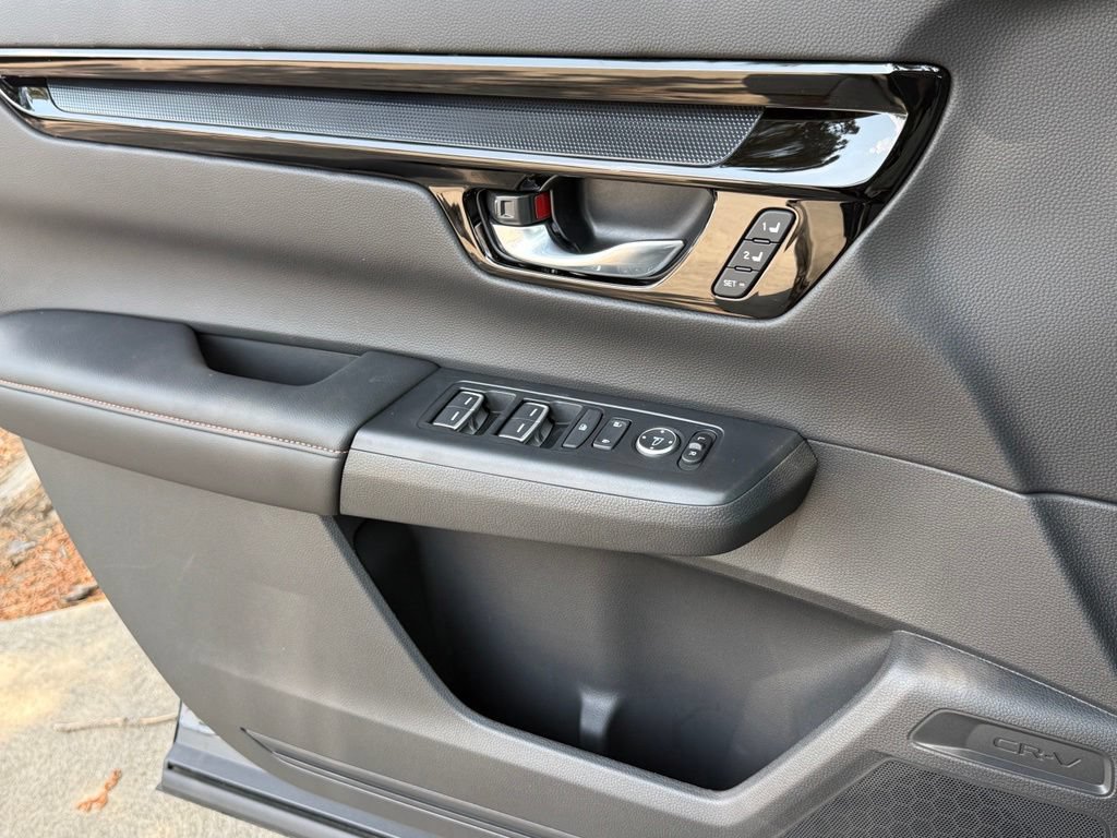 Certified 2026 Honda CR-V Sport Touring image 29