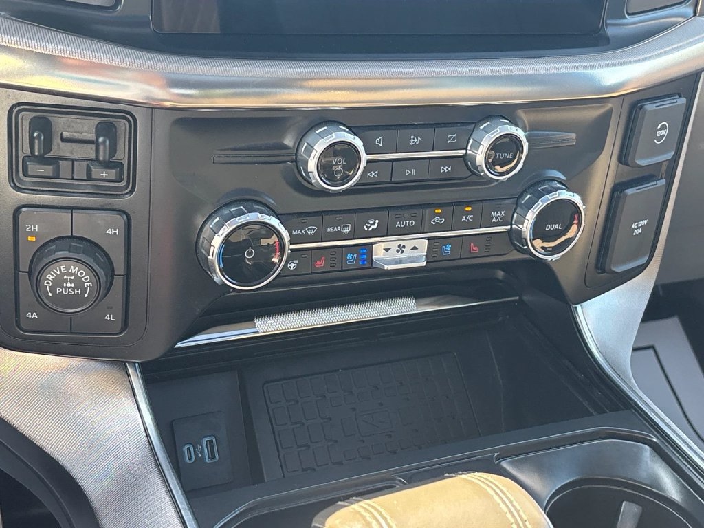 Used 2024 Ford F150 Platinum AWD/4WD image 38