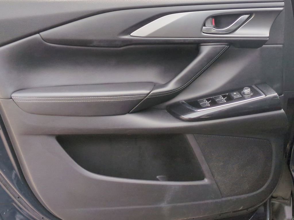 Used 2019 MAZDA CX-9 Touring image 11