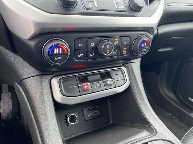 Certified 2023 GMC Acadia SLT AWD/4WD image 13