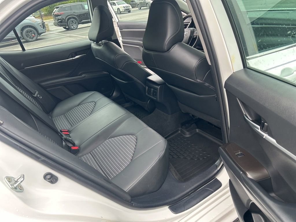 Used 2022 Toyota Camry SE w/ Audio Upgrade Package FWD image 23