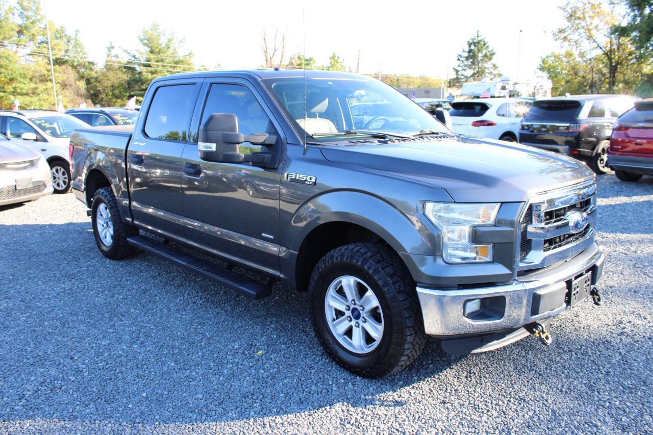 Used 2015 Ford F150 XLT w/ Equipment Group 301A Mid AWD/4WD image 4