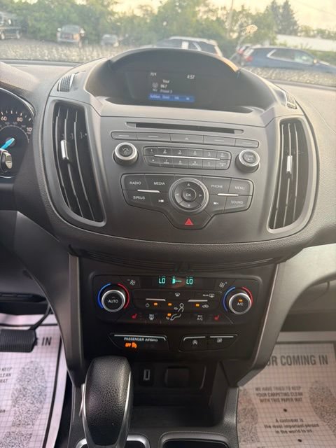 Used 2018 Ford Escape SE w/ Ford Safe & Smart Package AWD/4WD image 20